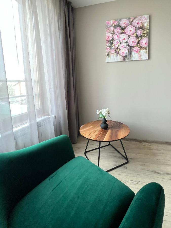 Хотел Bliss Kazichene Ngoại thất bức ảnh